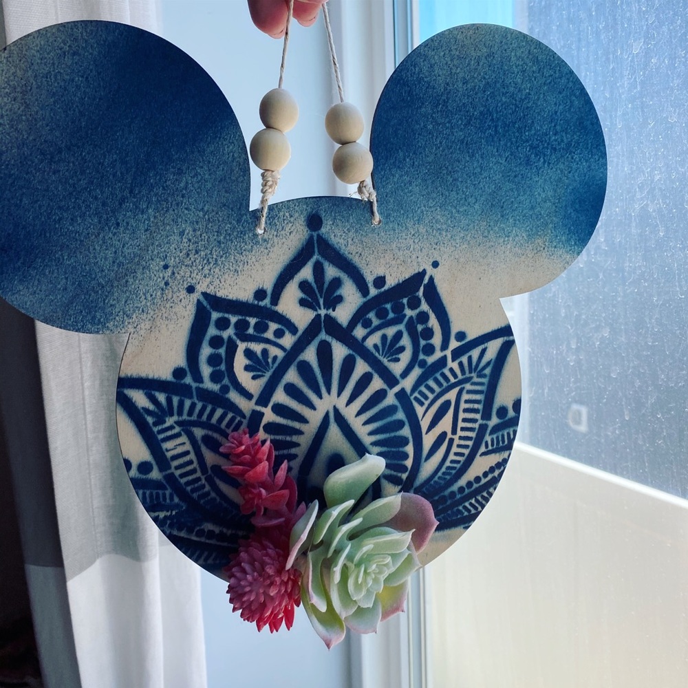 Mandala wall hanging - Picture 6 of 8